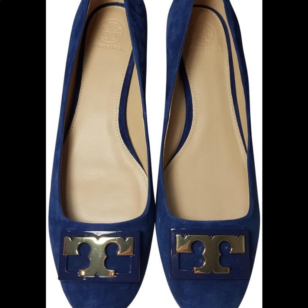 SOLD- Tory Burch Navy Gigi Logo Suede 25mm Pump - Picture 2 of 8